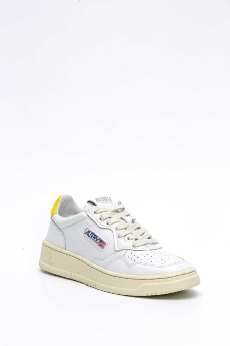 AUTRY-SNEAKERS MEDALIST LOW PELLE BIANCO GIALL-AUAULWLL30 WHTYELLOW 39